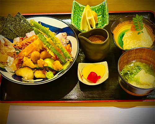 特選海鮮丼ぶり膳